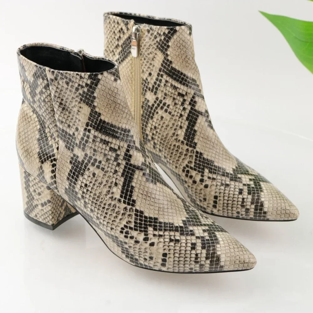 Marc Fisher Womens Jellys Boots Size 6.5 Gray Black Snakeskin Block Heel Pointed